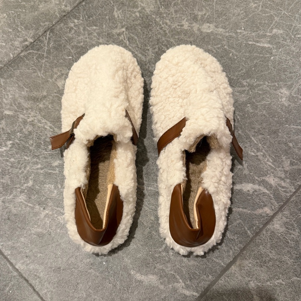 ABC Fur Slide